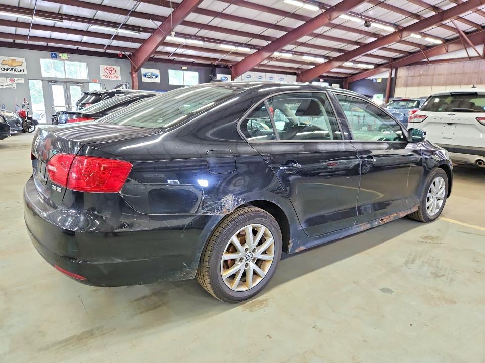 3VWDZ7AJ1BM359751 2011 VOLKSWAGEN JETTA photo no. 3