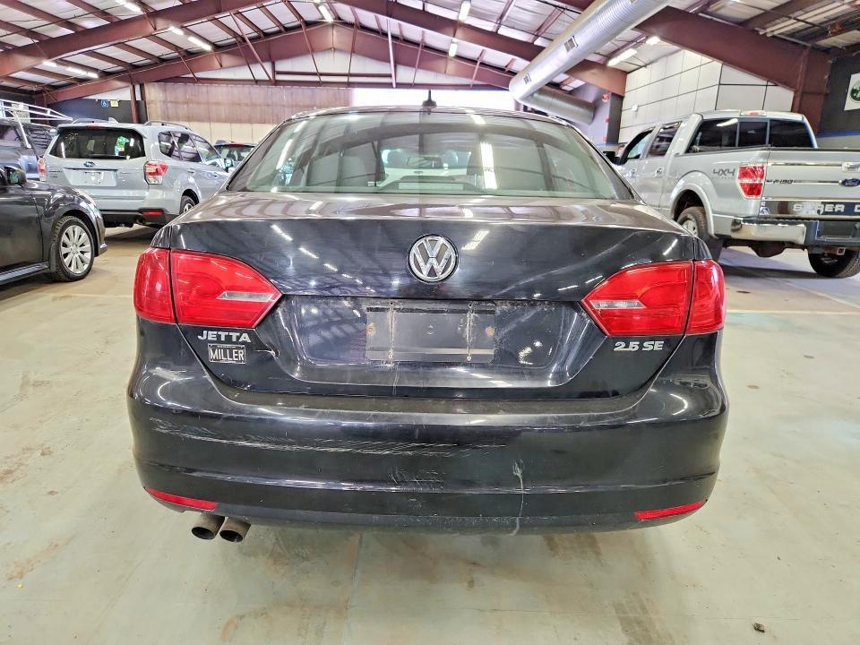 3VWDZ7AJ1BM359751 2011 VOLKSWAGEN JETTA photo no. 6