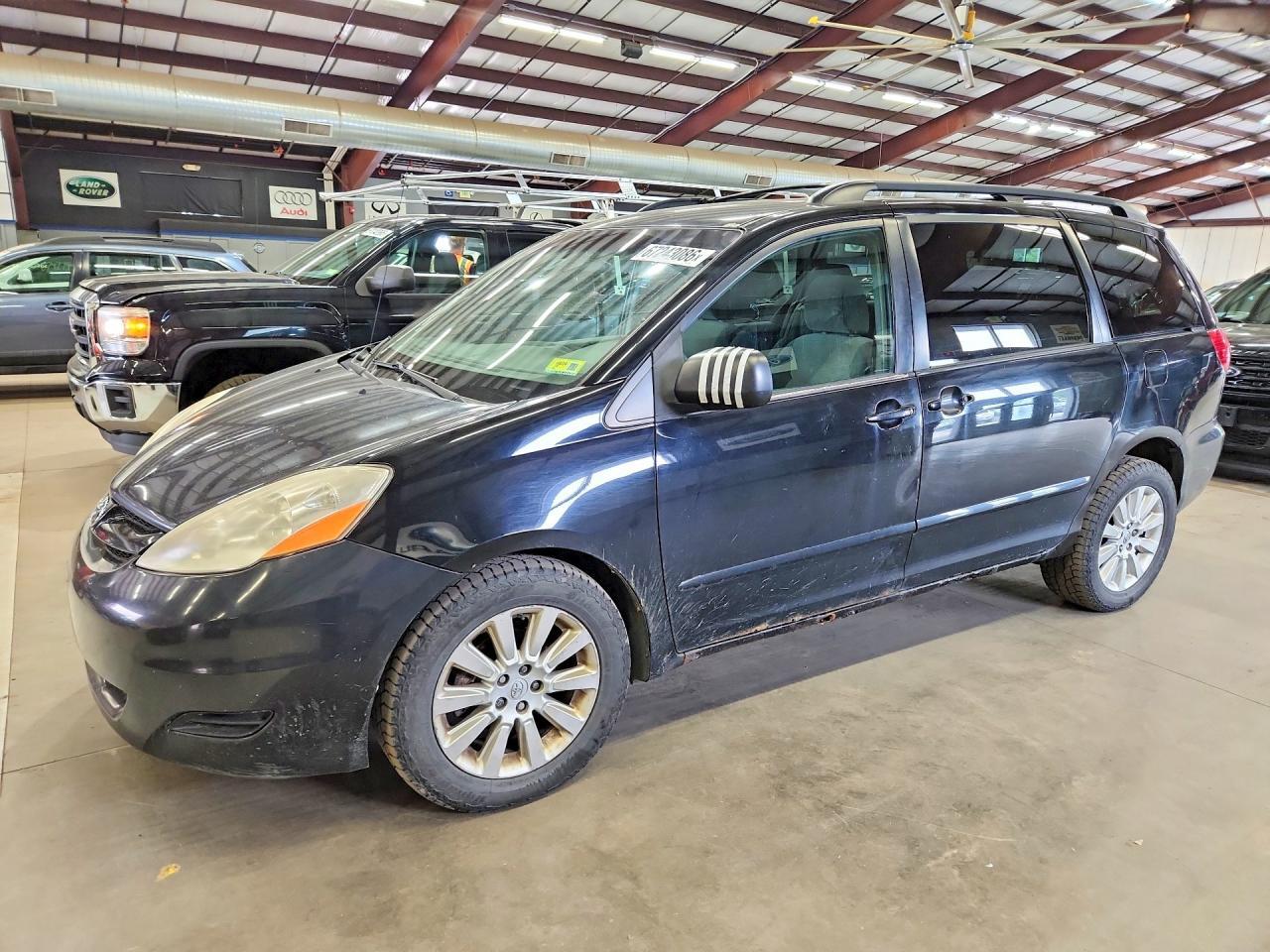2010 TOYOTA SIENNA 5TDJK4CC0AS033834