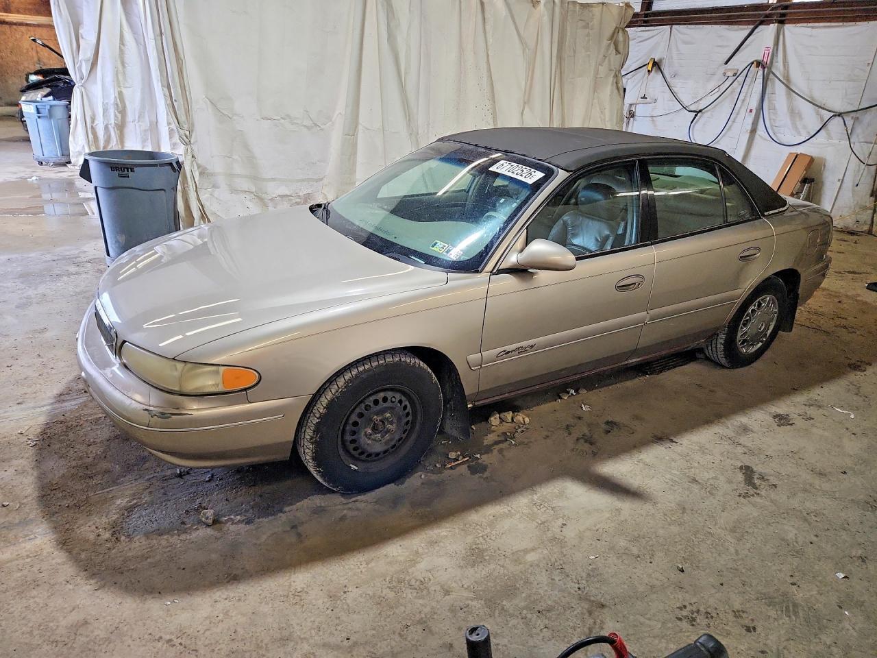 2000 BUICK CENTURY 2G4WY55J8Y1142447