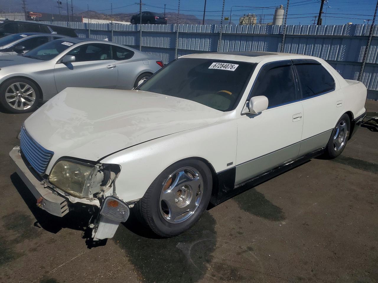 2000 LEXUS LS JT8BH28F3Y0174919