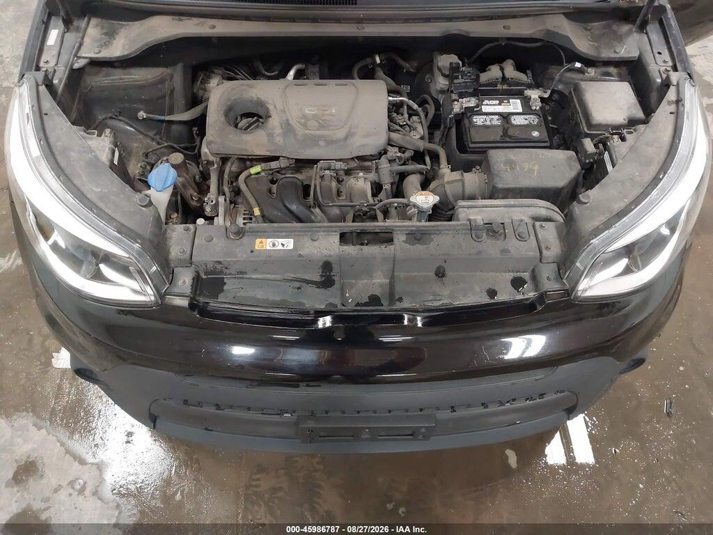 KNDJN2A21J7892186 2018 KIA SOUL photo no. 10