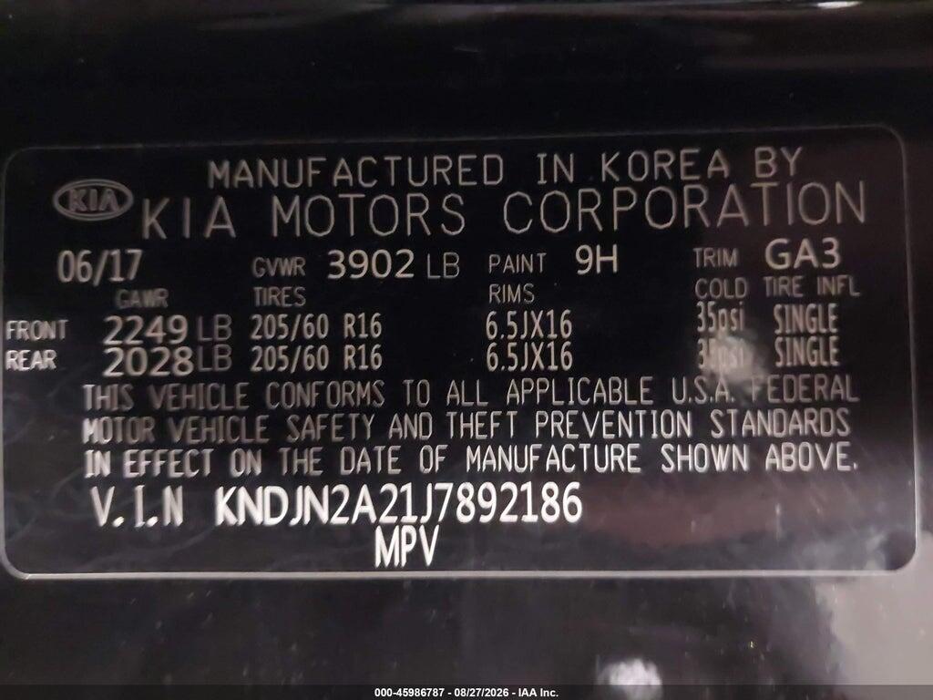 KNDJN2A21J7892186 2018 KIA SOUL photo no. 9