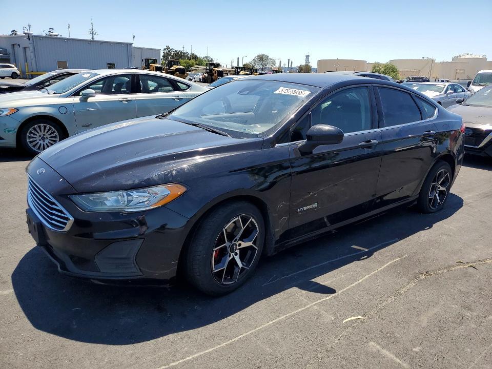 2019 FORD FUSION 3FA6P0LU5KR175258