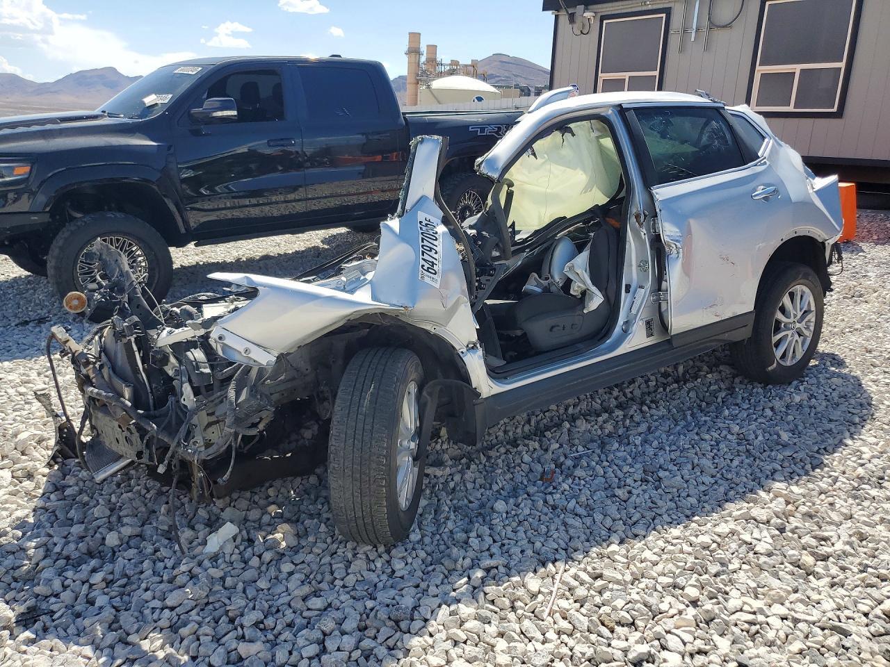 2018 NISSAN ROGUE KNMAT2MT1JP528070