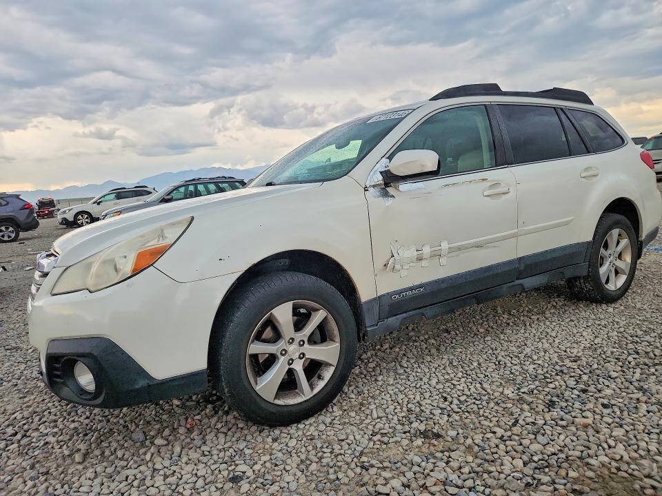2013 SUBARU OUTBACK 4S4BRBPC8D3229519