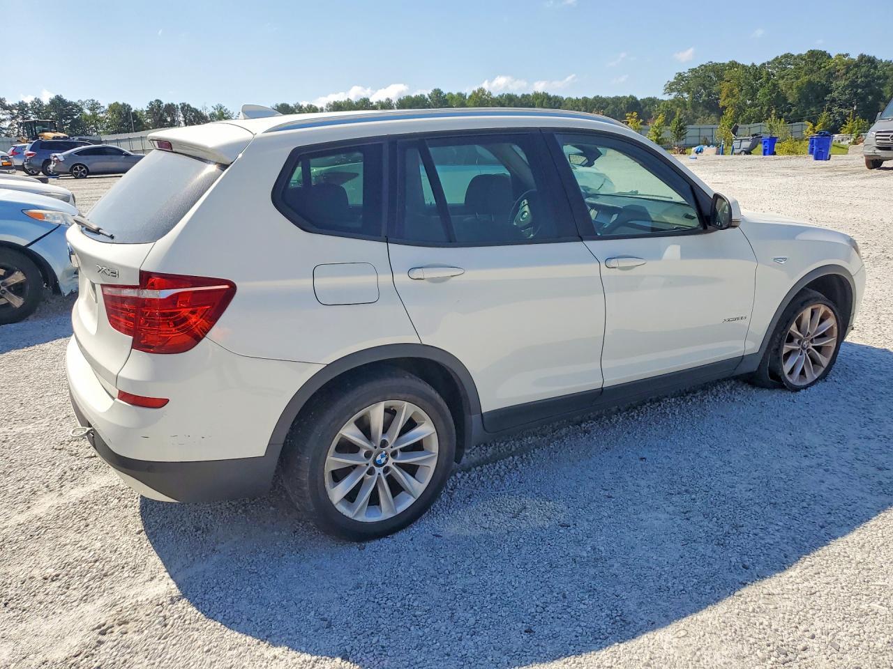 2016 BMW X3 XDRIVE28D — Фото 3 из 13