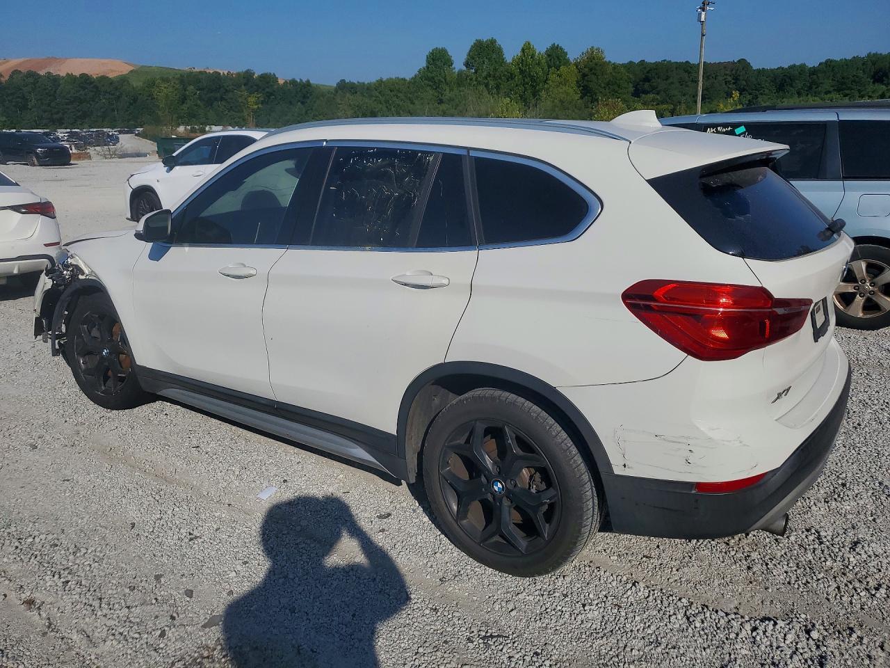 2018 BMW X1 SDRIVE28I — Фото 2 из 13