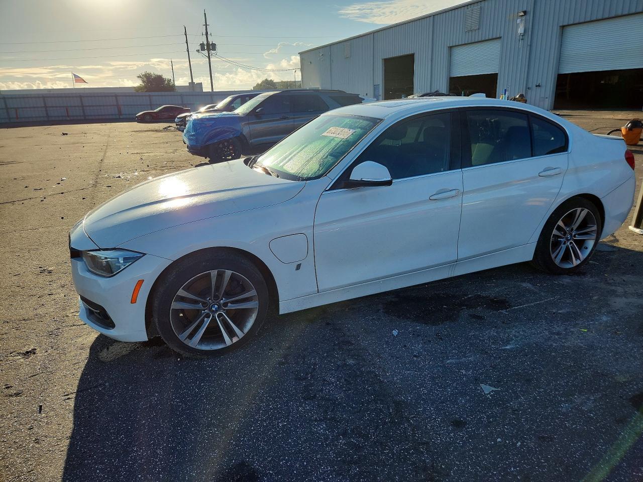2018 BMW 330E WBA8E1C53JA177927