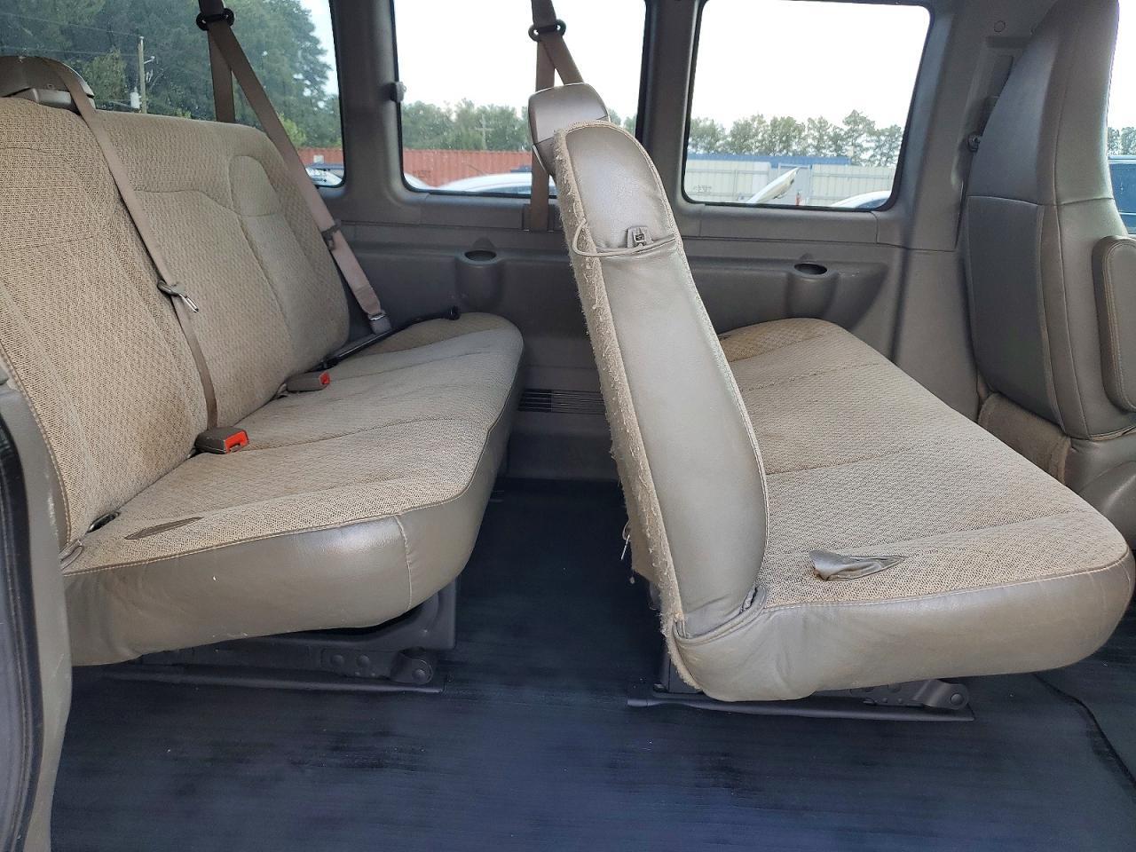 2017 CHEVROLET EXPRESS G3500 LT — Фото 11 из 13