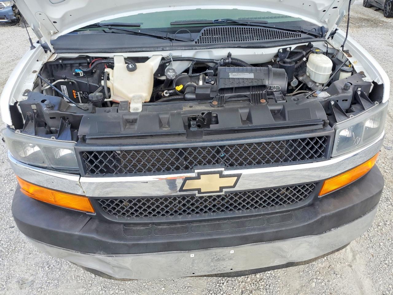 2017 CHEVROLET EXPRESS G3500 LT — Фото 12 из 13