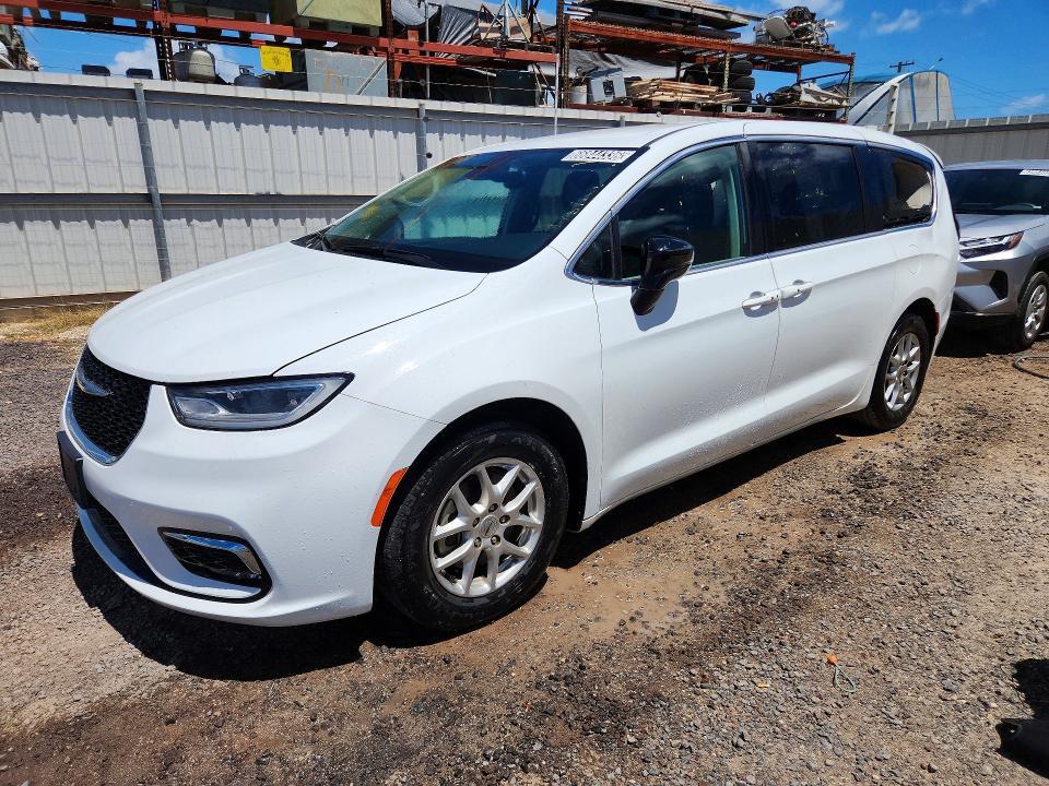 2024 CHRYSLER PACIFICA 2C4RC1BG9RR176370