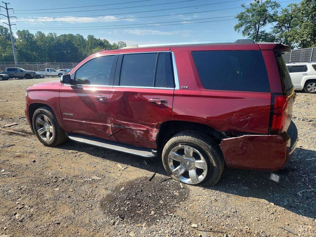 2016 CHEVROLET TAHOE K1500 LTZ — Фото 2 из 13