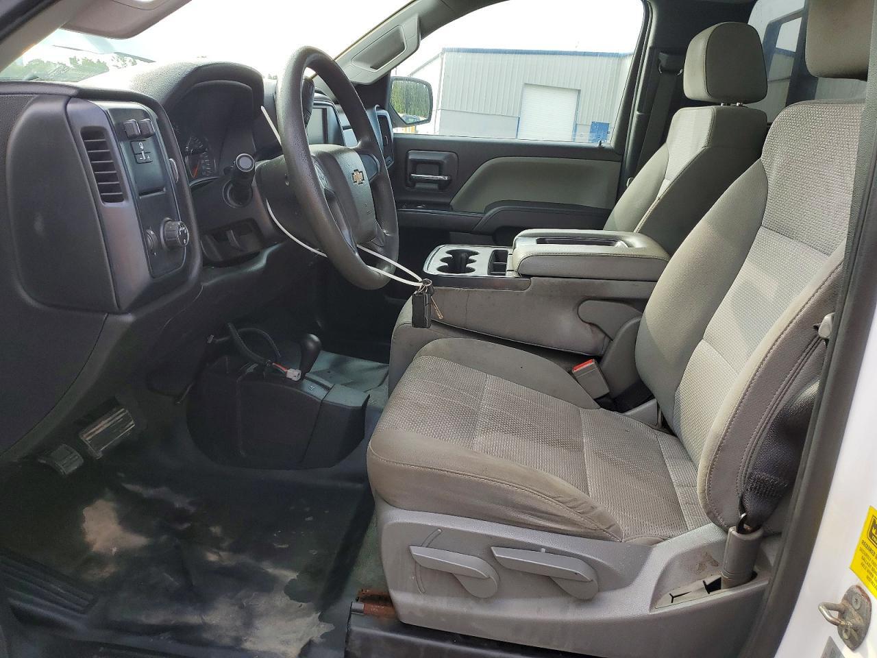 2018 CHEVROLET SILVERADO K2500 HEAVY DUTY — Фото 7 из 12