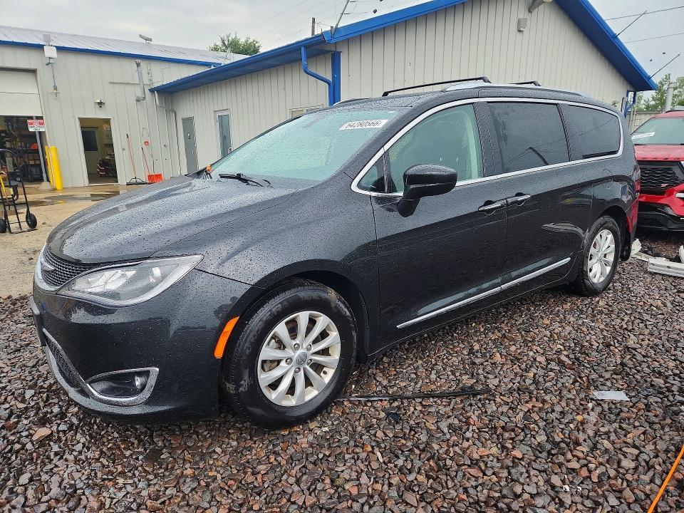 2019 CHRYSLER PACIFICA 2C4RC1BGXKR732370
