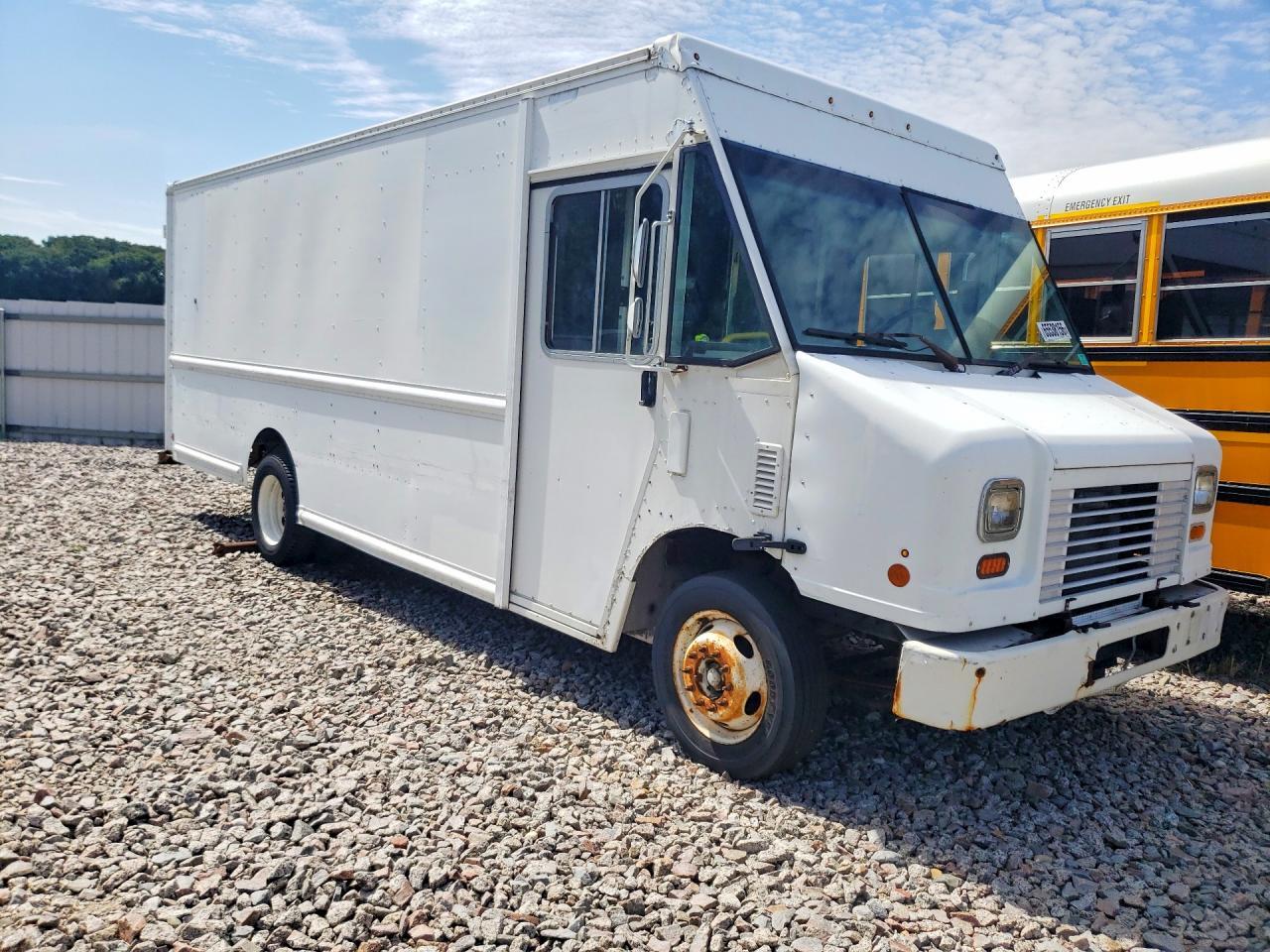 2015 FORD F59 - DELIVERY TRUCK — Фото 4 из 12