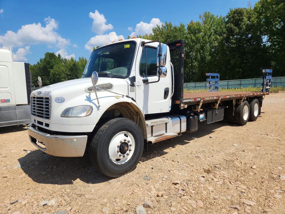 2016 FREIGHTLINER M2 1FVHCYCY0GHHD1519