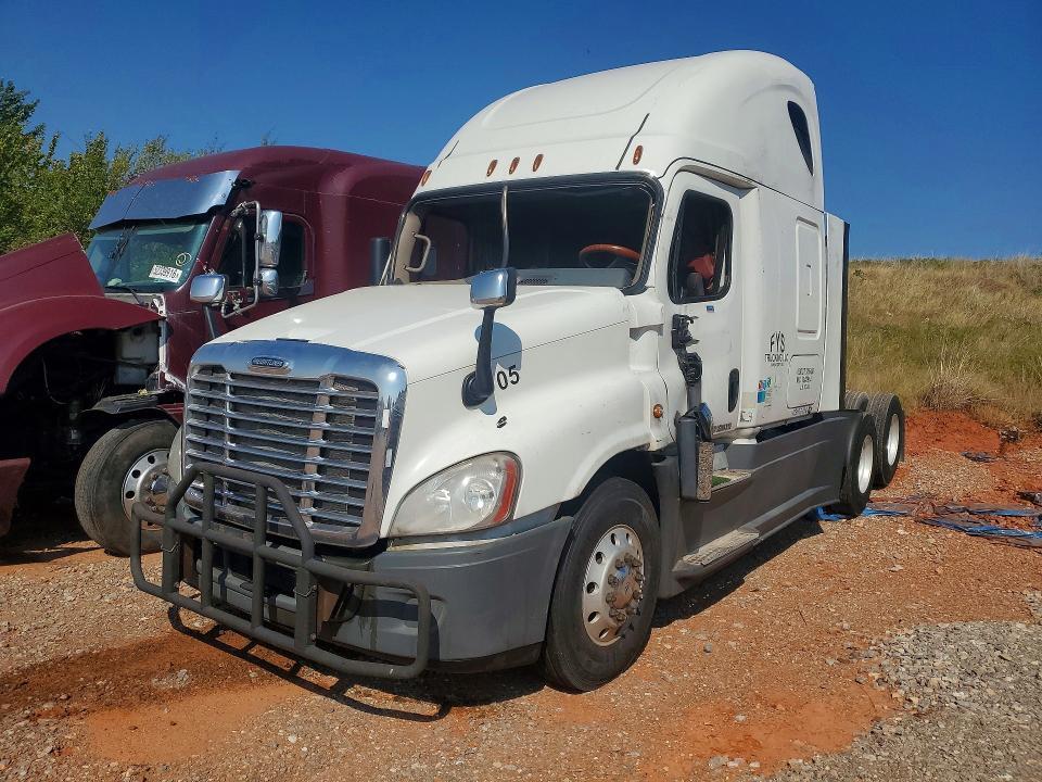 2016 FREIGHTLINER CASCADIA 125 3AKJGLBG8GSHT6768