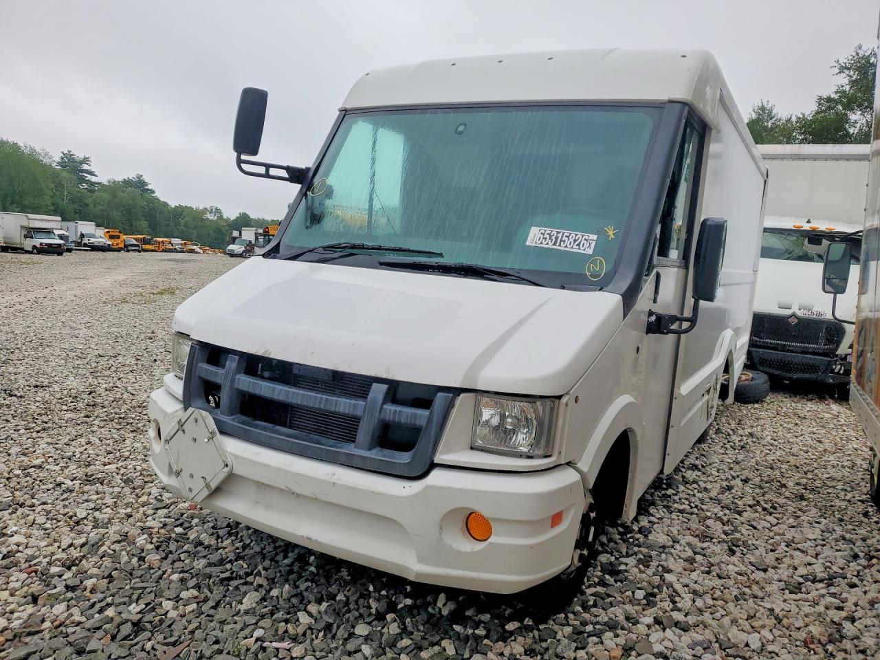 2013 ISUZU NPR HD JALB4T179D7W00571