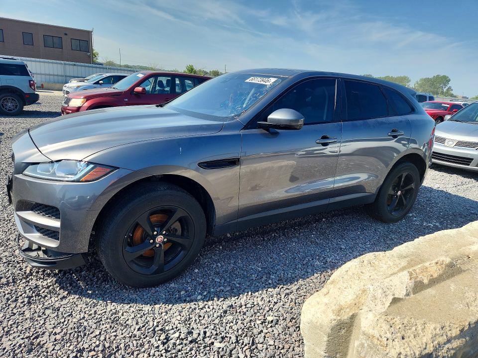 2018 JAGUAR F-PACE SADCJ2FX1JA255329