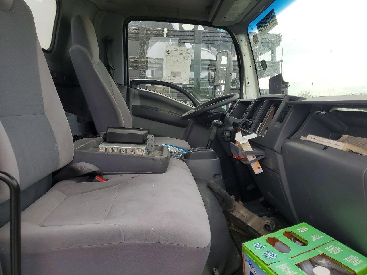 2017 ISUZU NPR HD BOX TRUCK — Фото 11 из 13