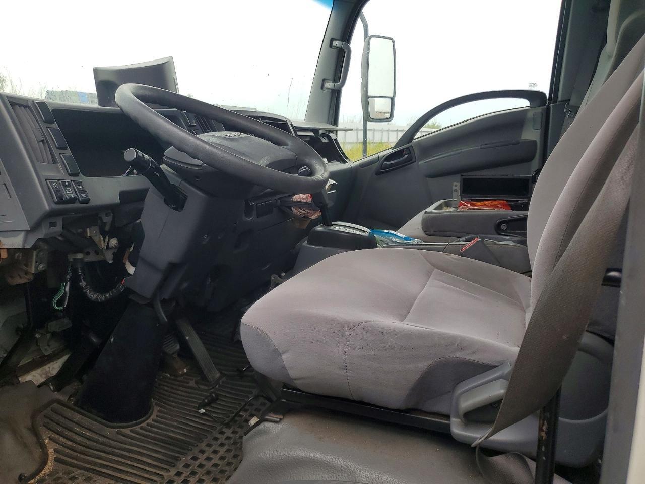 2017 ISUZU NPR HD BOX TRUCK — Фото 7 из 13