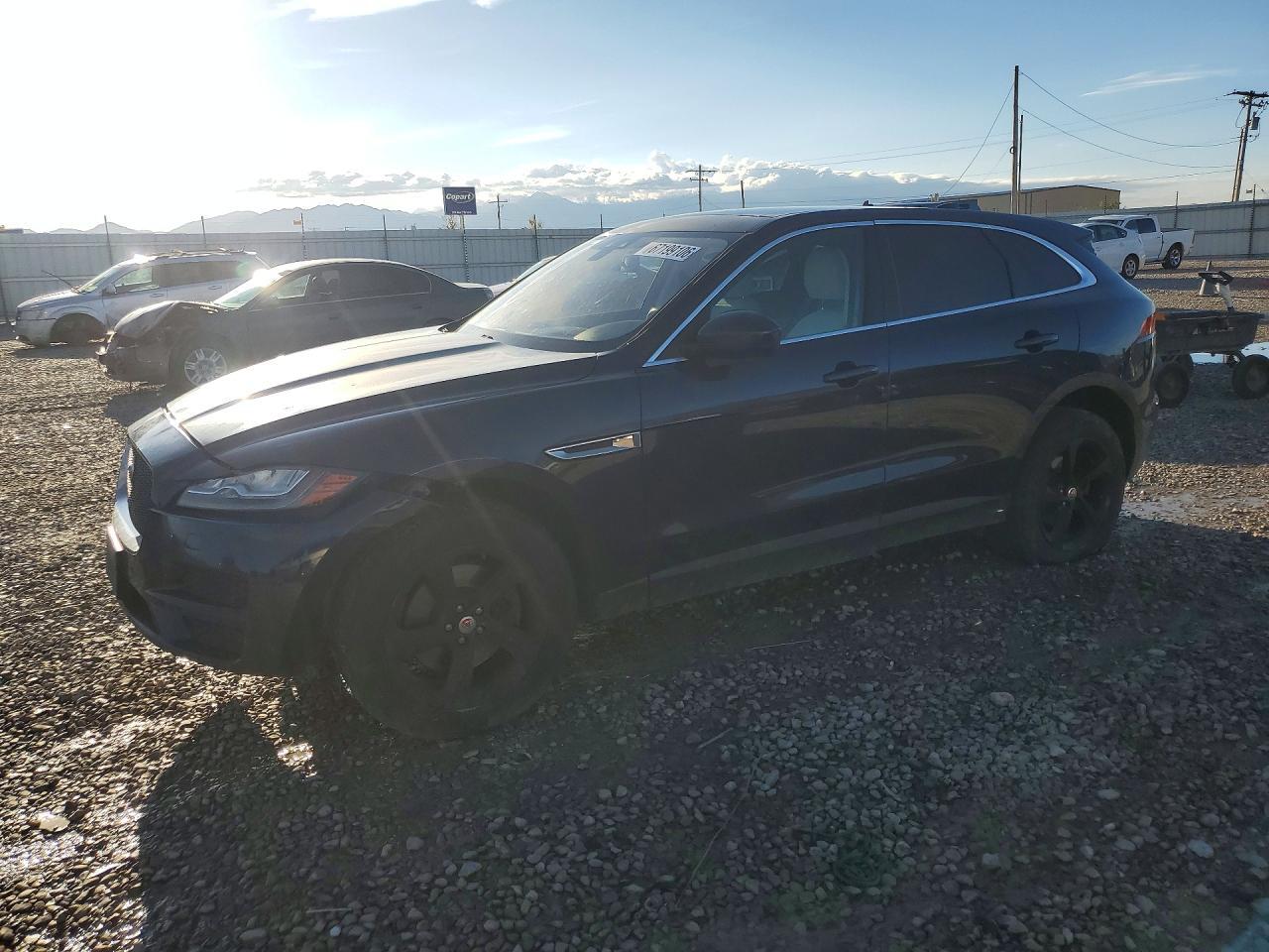 2017 JAGUAR F-PACE SADCK2BV6HA053307