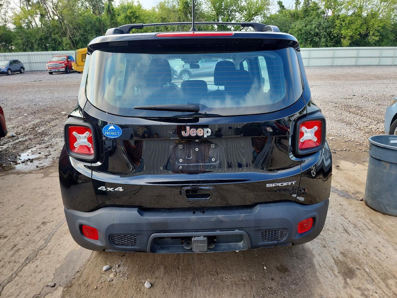 2019 JEEP RENEGADE SPORT — Фото 6 из 12