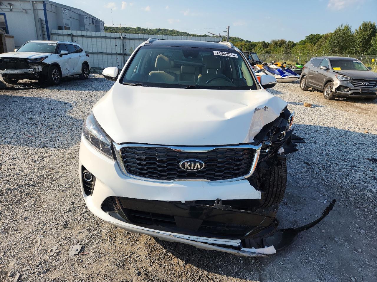 2020 KIA SORENTO EX V6 — Фото 5 из 13