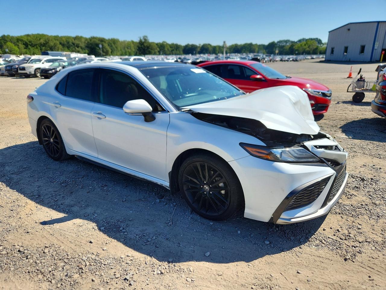 2021 TOYOTA CAMRY XSE — Фото 4 из 12