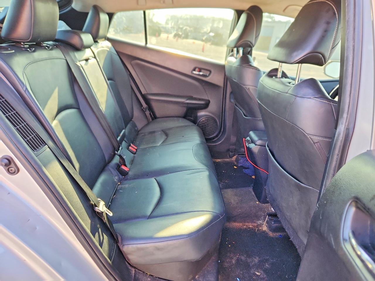 2021 TOYOTA PRIUS PRIME XLE — Фото 10 из 12