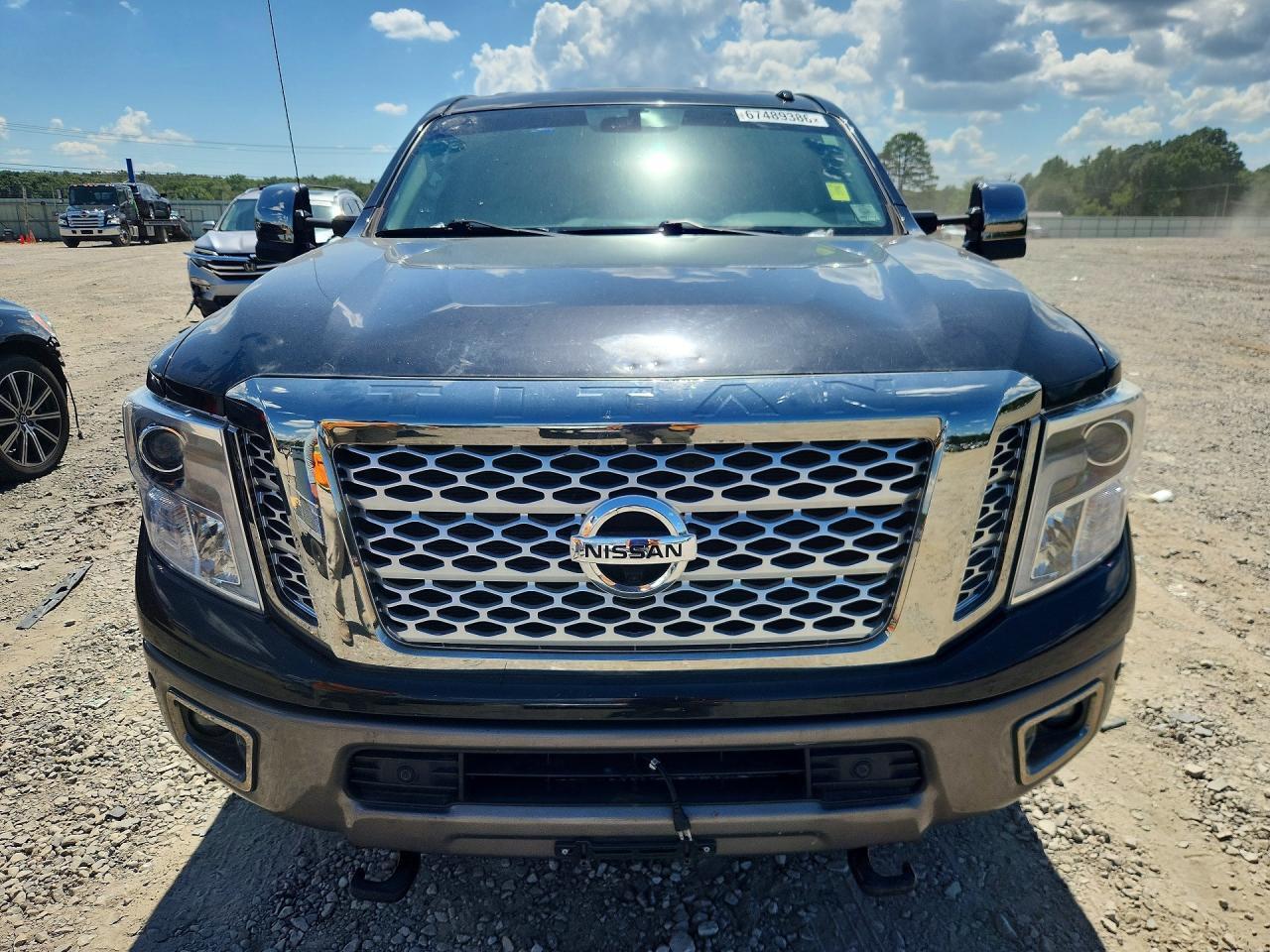 2018 NISSAN TITAN XD PLATINUM RESERVE — Фото 5 из 12