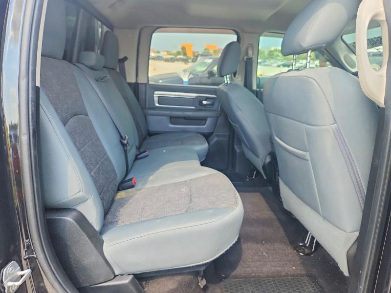 2017 RAM 1500 SLT — Фото 10 из 12