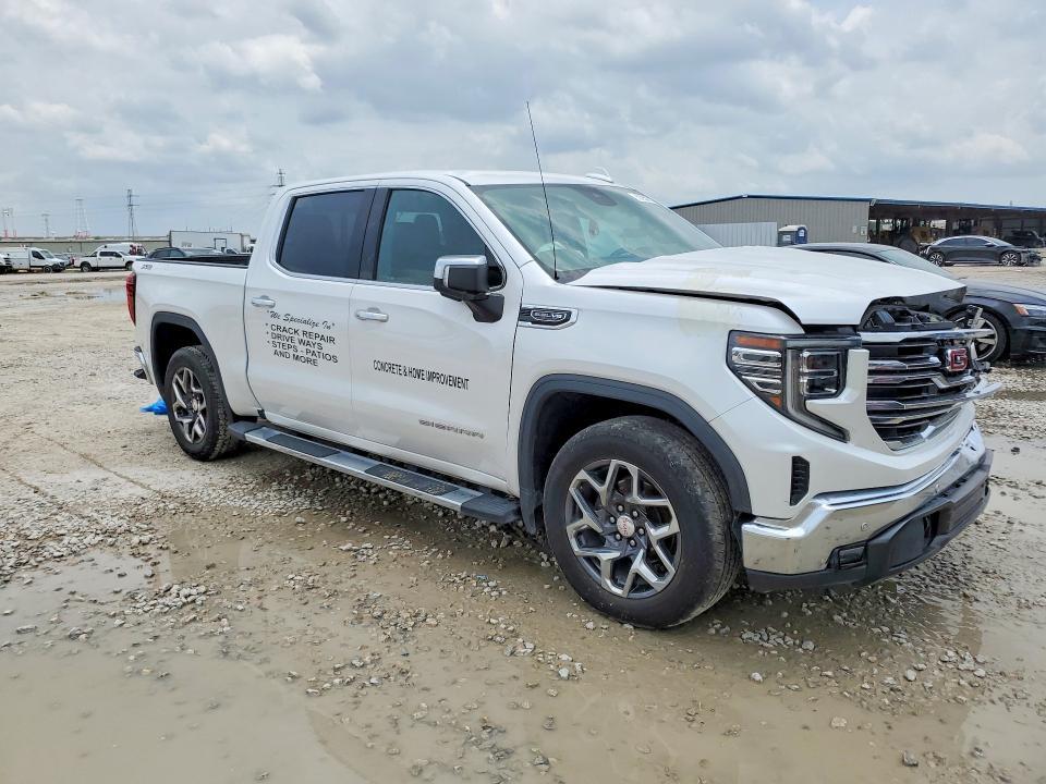 2024 GMC SIERRA K1500 SLT — Фото 4 из 12