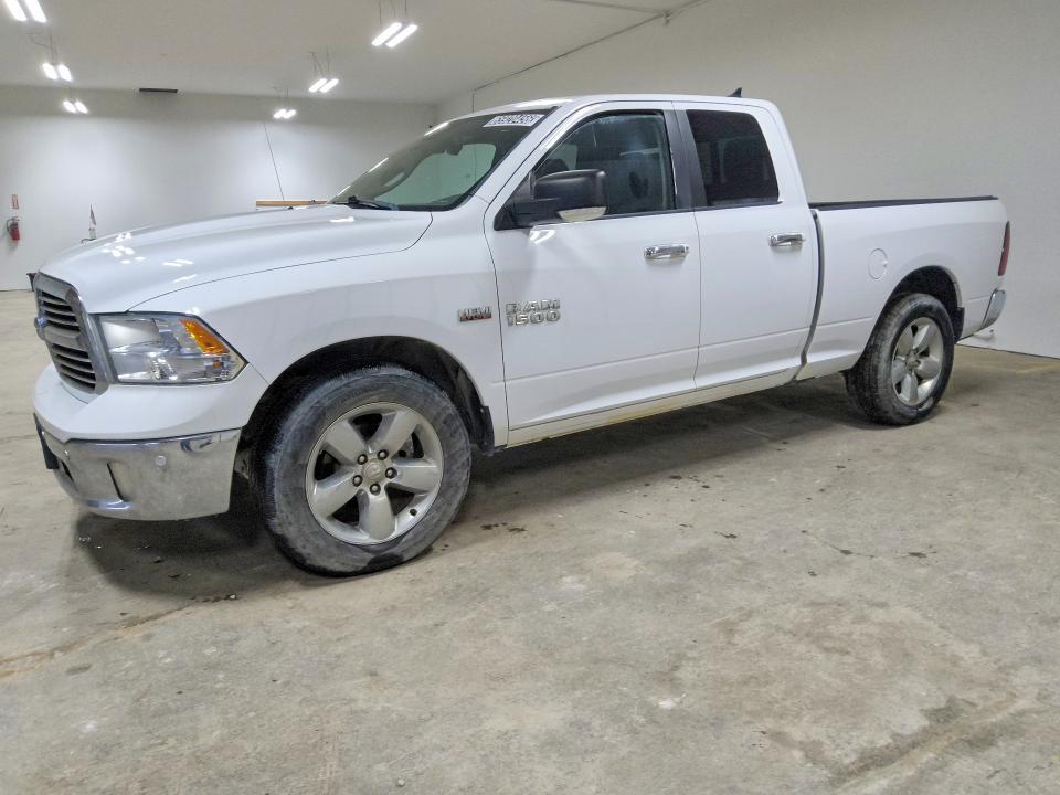 2015 RAM 1500 1C6RR6GT8FS521570