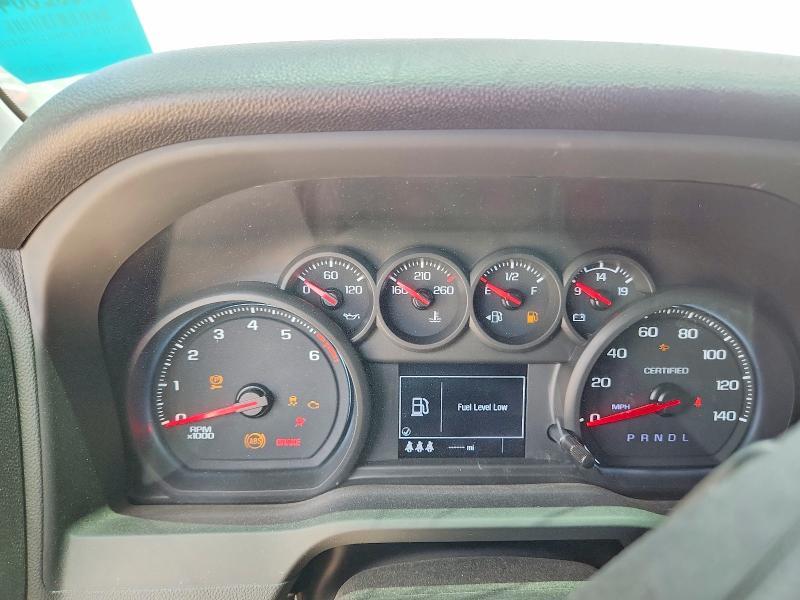 2024 GMC SIERRA K1500 — Фото 9 из 12