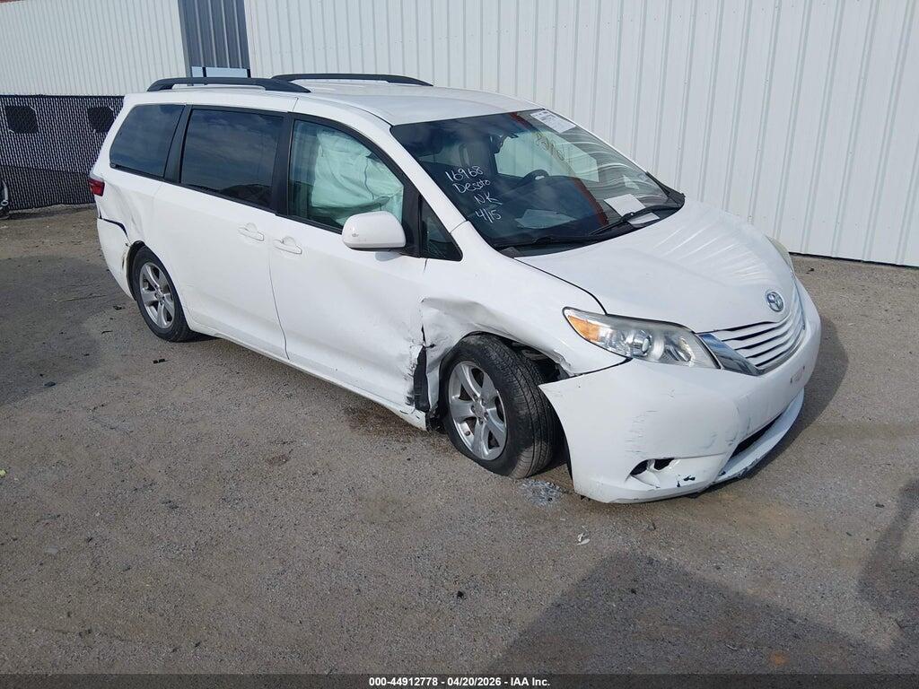 5TDKK3DC8FS577924 2015 TOYOTA SIENNA photo no. 1