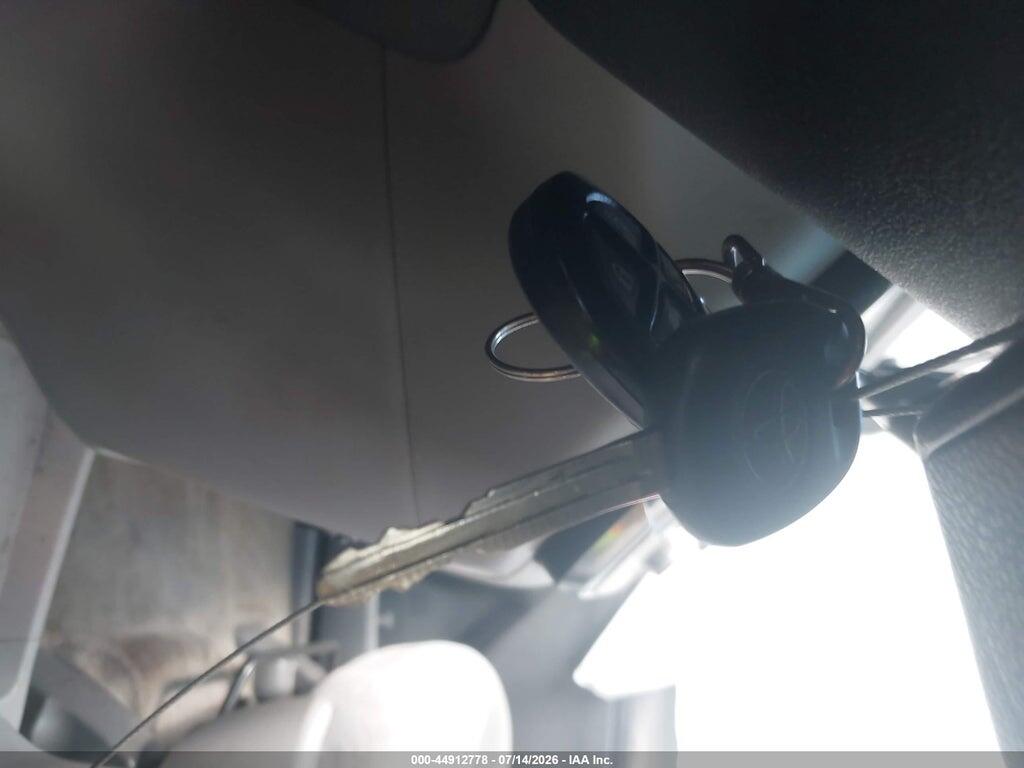 5TDKK3DC8FS577924 2015 TOYOTA SIENNA photo no. 11