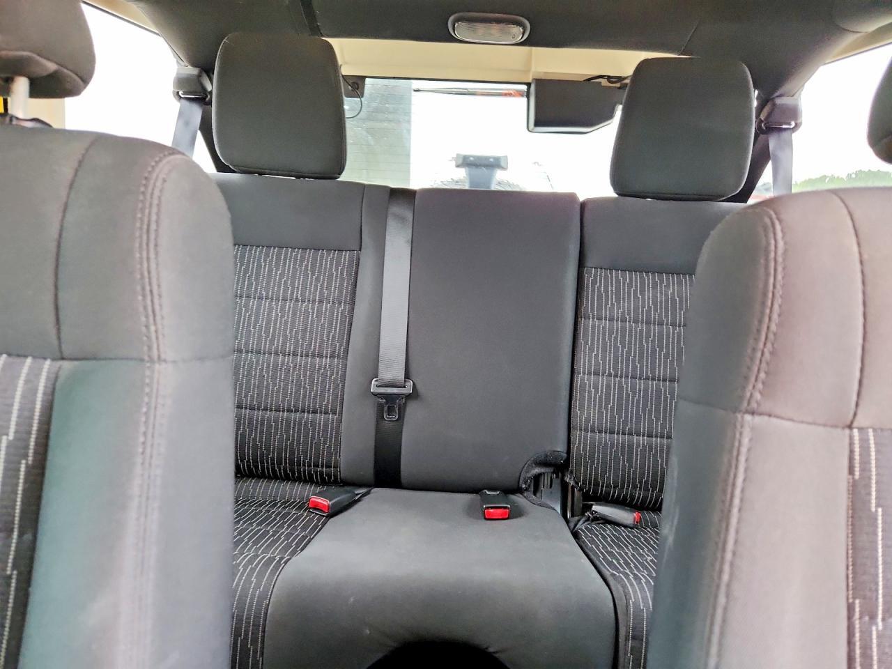 2011 JEEP WRANGLER UNLIMITED SPORT — Фото 10 из 13