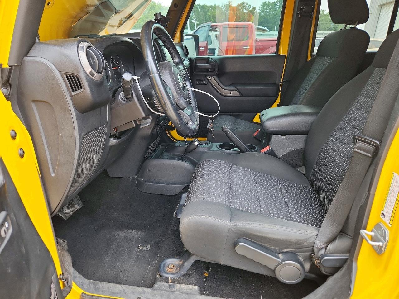 2011 JEEP WRANGLER UNLIMITED SPORT — Фото 7 из 13