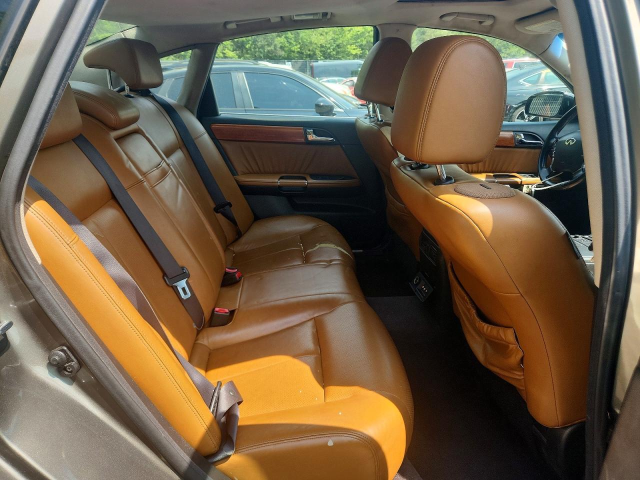 2006 INFINITI M35 BASE — Фото 10 из 12