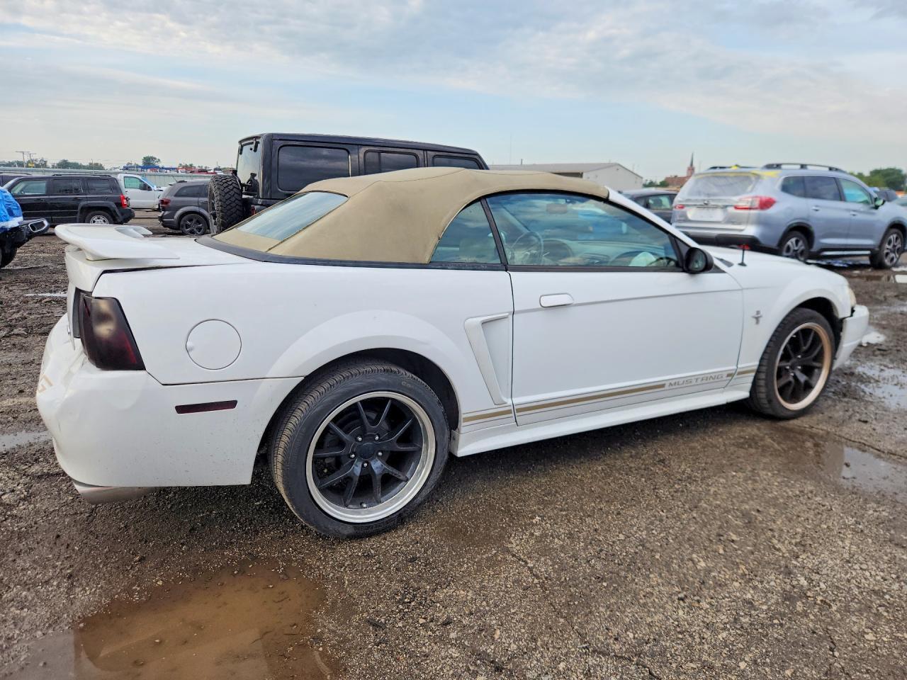 2001 FORD MUSTANG — Фото 3 из 12