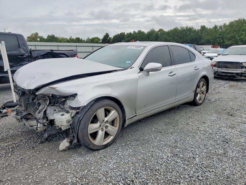 2011 LEXUS LS JTHBL5EF7B5103088