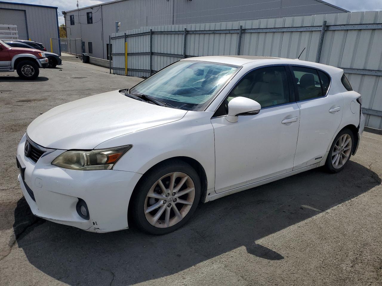 2011 LEXUS CT JTHKD5BH6B2020904