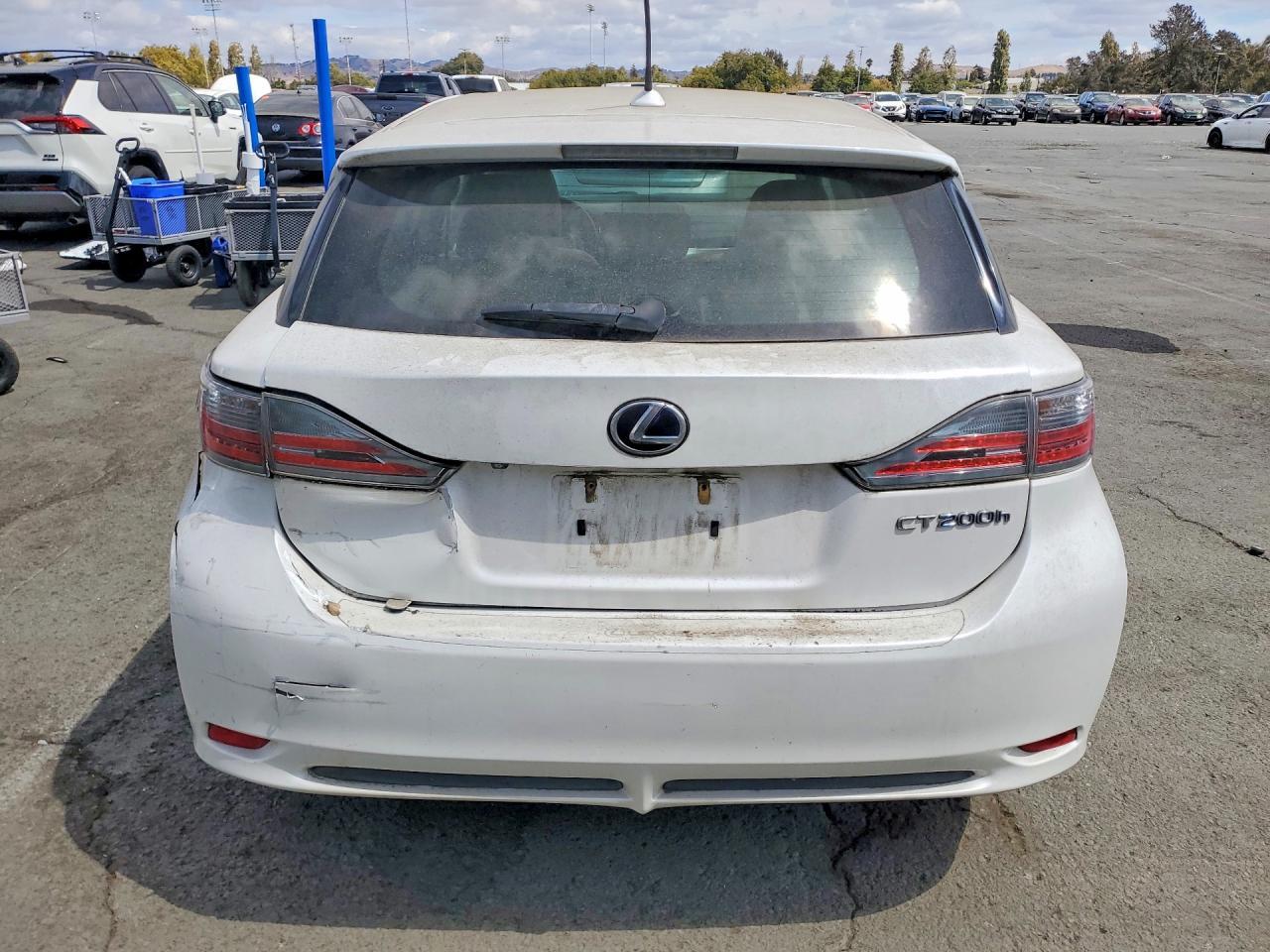 JTHKD5BH6B2020904 2011 LEXUS CT photo no. 6