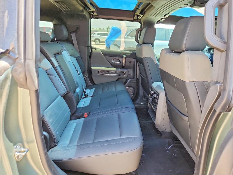 2024 GMC HUMMER SUV 3X — Фото 10 из 12