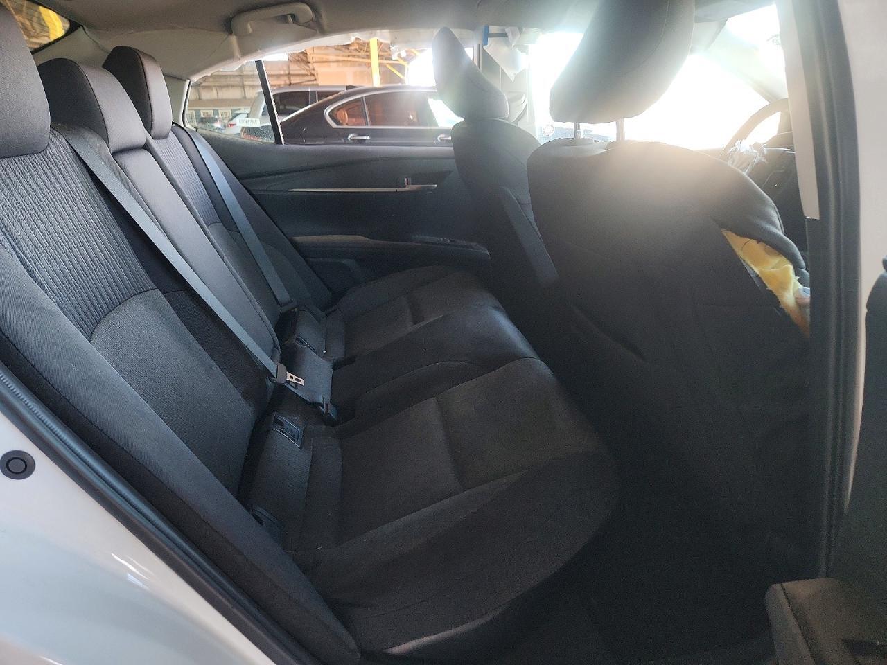 2026 TOYOTA CAMRY LE — Фото 10 из 13