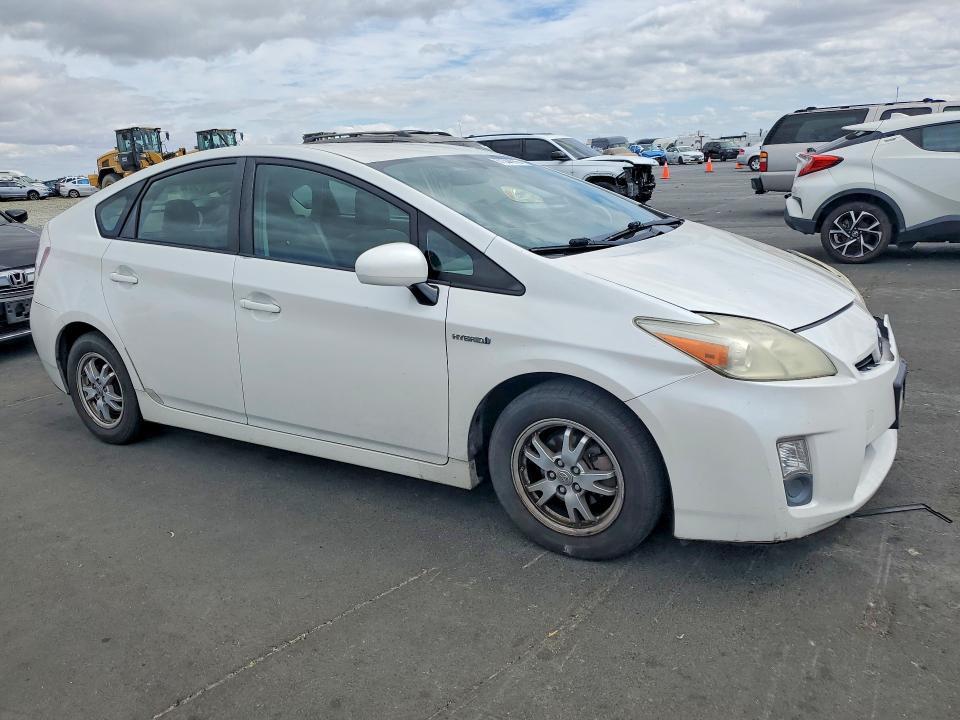 JTDKN3DU2B0249332 2011 TOYOTA PRIUS photo no. 4