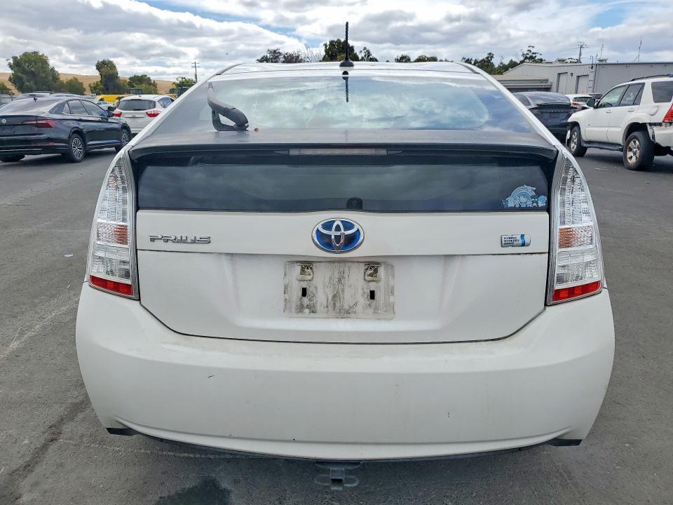JTDKN3DU2B0249332 2011 TOYOTA PRIUS photo no. 6