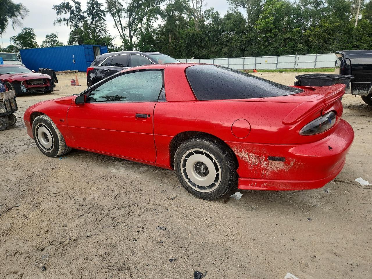 2G1FP22K3V2109955 1997 CHEVROLET CAMARO photo no. 2